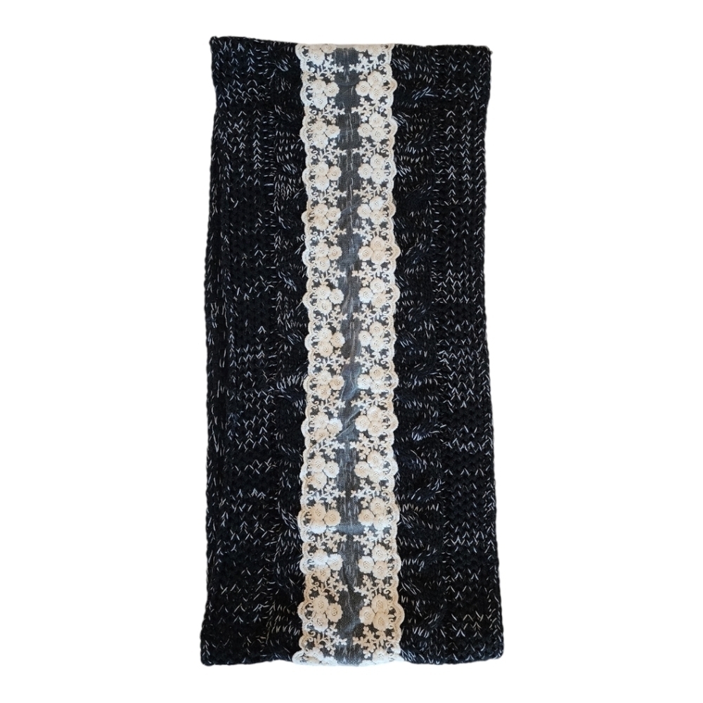 Love of Fashion Lace Accent Infinity Scarf Size OS - Black & White Knit Soft